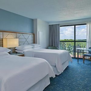 Resort Balcony Guest room 2 Double Resort view Balcony Includes Early Entry To Disney Theme Parks